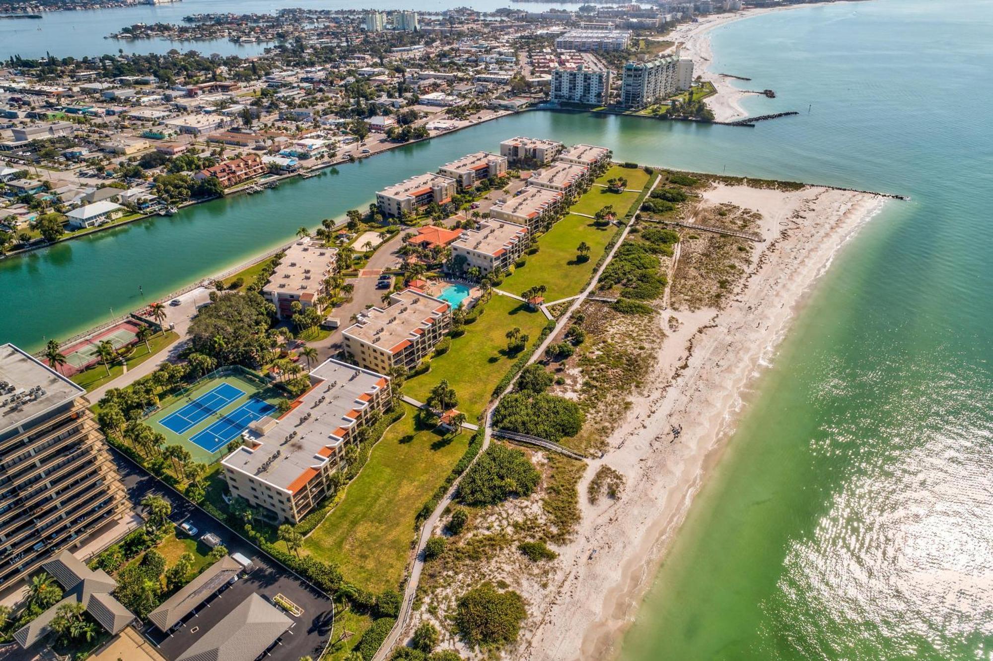 Land'S End 11-203 Beach Front - Premier St. Pete Beach Esterno foto