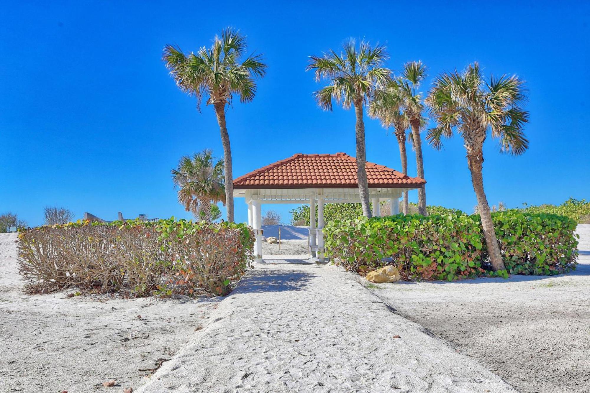 Land'S End 11-203 Beach Front - Premier St. Pete Beach Esterno foto