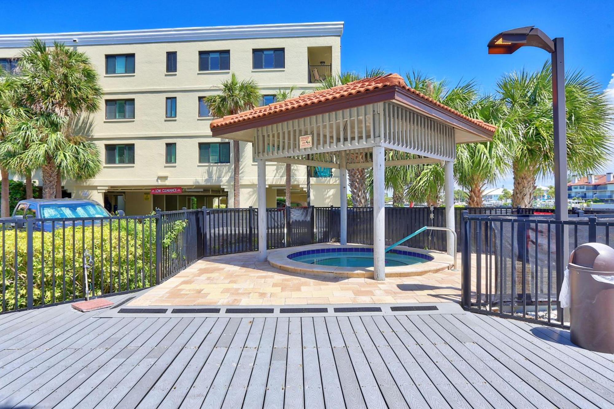Land'S End 11-203 Beach Front - Premier St. Pete Beach Esterno foto